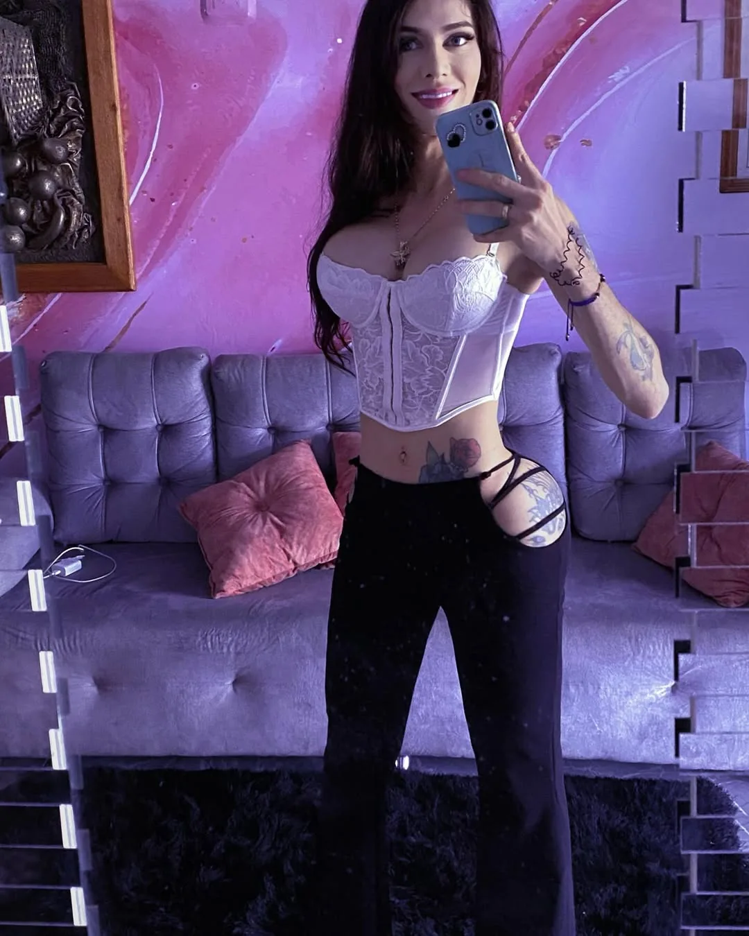 Julia escort 